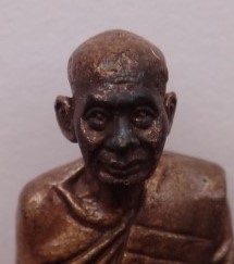 รูปหล่อหลวงปู่ศุข ออกวัดหัวตะพานปี 47 เคาะเดียว100