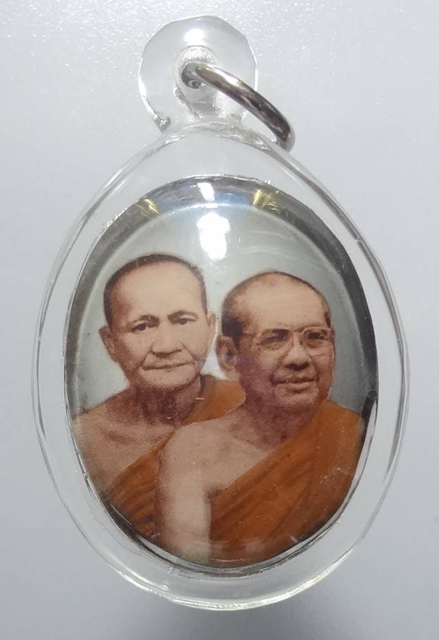  ล้อกเก็ตหลวงพ่อปาน+หลวงพ่อฤาษีลิงดำ สวยๆครับ