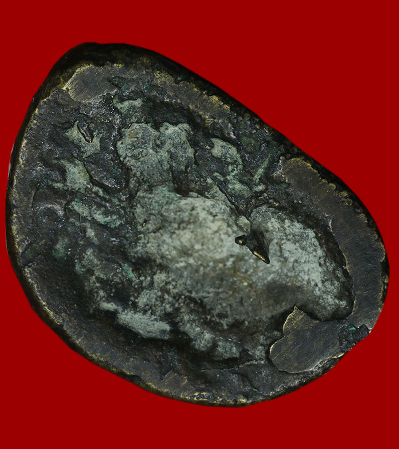 หลวงพ่อเงิน พิมพ์ขี้ตา 3 ชาย หลวงพ่อฟุ้ง จัดสร้าง วัดท้ายน้ำ อำเภอโพทะเล จังหวัดพิจิตร 