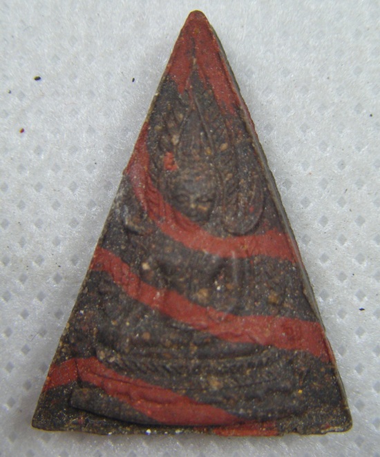 หลวงพ่อมหาวิบูลย์ วัดโพธิคุณ จ.ตาก พระพุทธชินราชเนื้อผงสองสีพิมพ์เล็กปี๒๕๕๐ สวยเคาะเดียวครับ