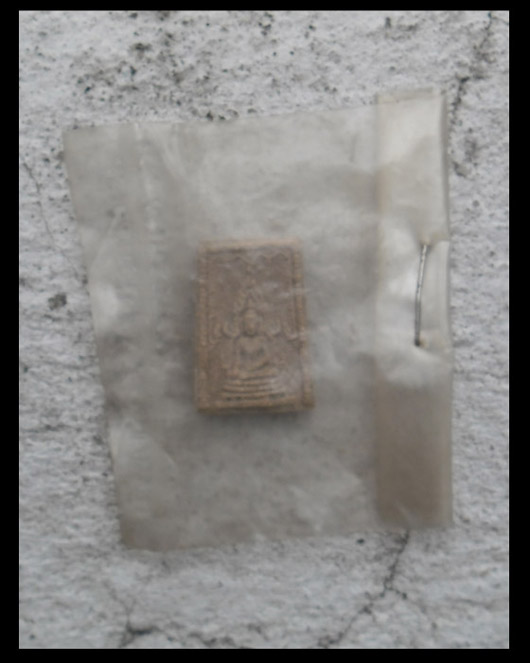 >> เคาะเดียว << พระผงพระพุทธชินราช ขนาดเล็ก เนื้อจัด >>ไม่ทราบที่<<