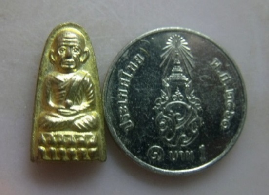 **วัดใจ**เหรียญหลวงปู่ทวด ทะเลซุง พิมพ์เล็ก อคน. บัวหก กะไหล่ทอง ปี ๒๕๐๘**สวยๆ เชิญชมครับ