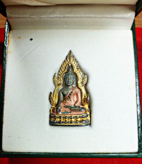 กริ่งพระพุทธชินราชมหาลาภเนื้อลงยาทราย2540หมายเลข9250พร้อมกล่องเดิม