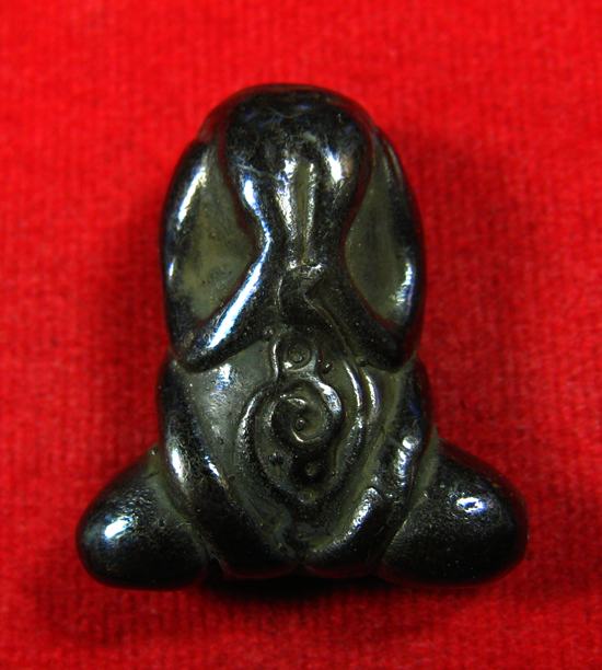 พระปิดตา เนื้อหามวลสารดี สวยไม่ทราบที่ครับ