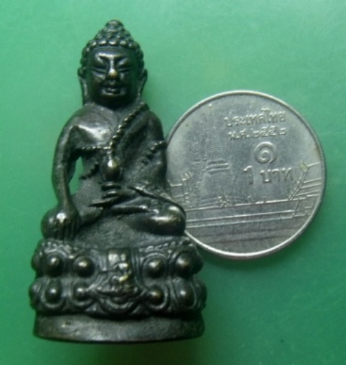 **วัดใจ**พระกริ่งนเรศวร สวยๆ ไม่ทราบที่**เชิญชมครับ 