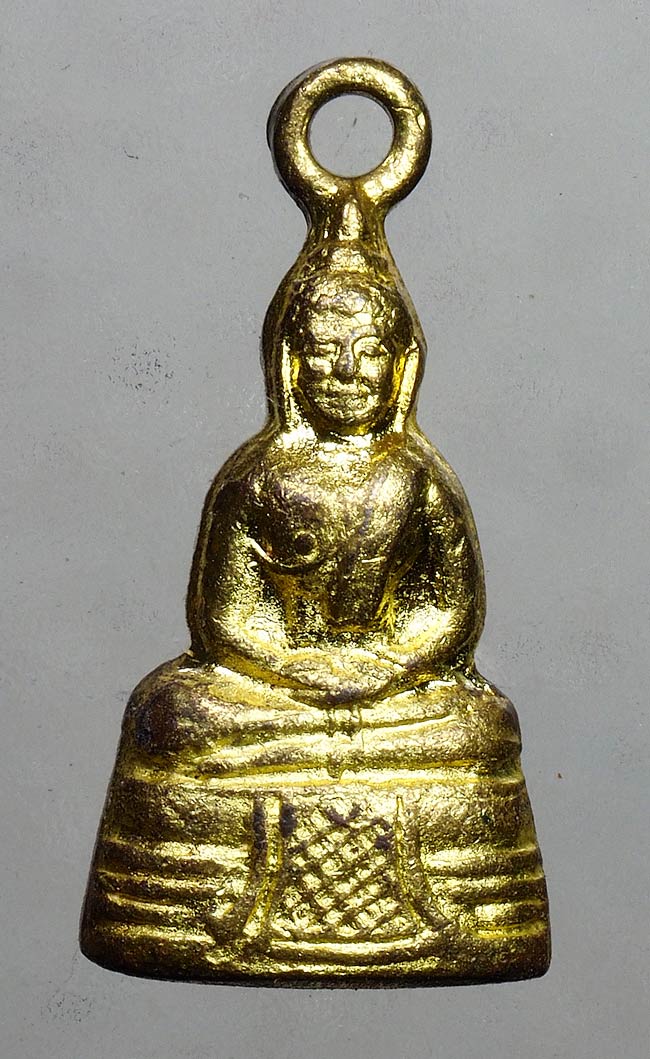 50บาท// พระกริ่งเล็กหลวงพ่อโสธร ปี 2512 พิมพ์มีหู ก้นอุดกริ่ง .....57
