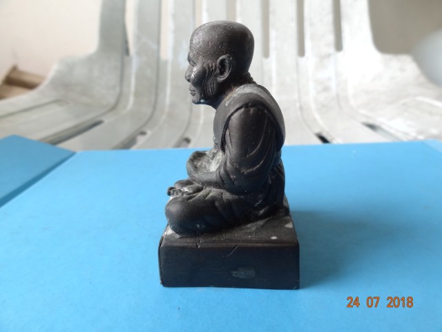 ลป.ทวด ขนาดบูชาหน้ารถ