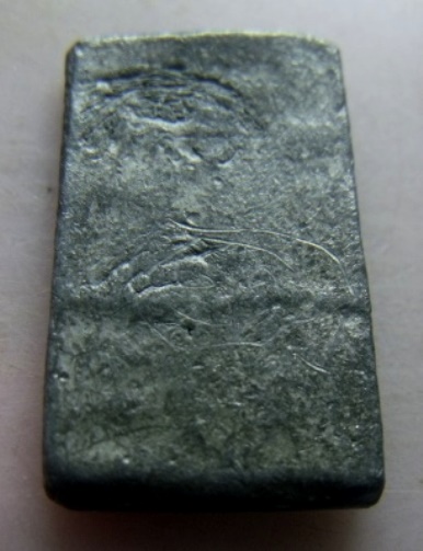 **วัดใจ**พระปิดตาเนื้อชินตะกั่ว หลังจารยันต์ เก่าๆ ไม่ทราบที่**เนื้อสวย เชิญชมครับ 