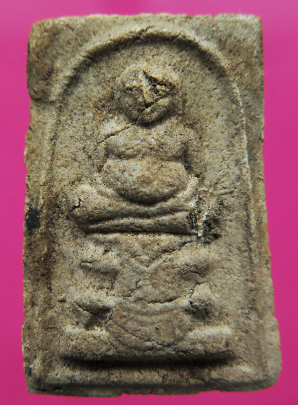 พระผงพิมพ์สังกัจจาย ฐานผ้าทิพย์ หลวงปู่หิน วัดระฆัง ปี 2500