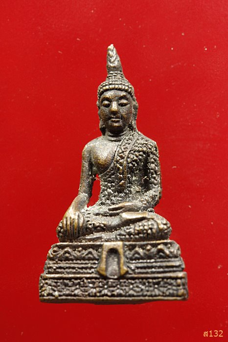 รูปหล่อหพระพุทธ วัดคลองตาคล้าย นนทบุรี