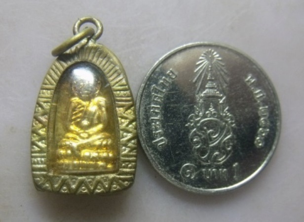 **วัดใจ**หลวงปู่ทวด พิมพ์เล็บมือ หลังนางกวัก ร้านทองจัดสร้างถวายปี ๒๕๐๘**สวยๆ เลี่ยมเก่าเดิมๆ 