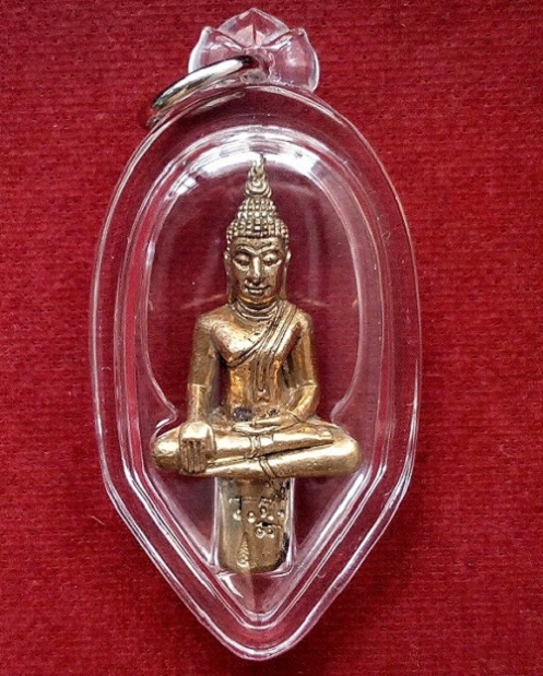 พระยอดธง มงคลละโว้ หลวงพ่อเพี้ยน วัดเกริ่นกฐิน ลพบุรี ปี52 เนื้อทองทิพย์ ...เคาะเดียวแดง...