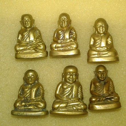 6 องค์ไปเลยครับ หลวงพ่อเงิน