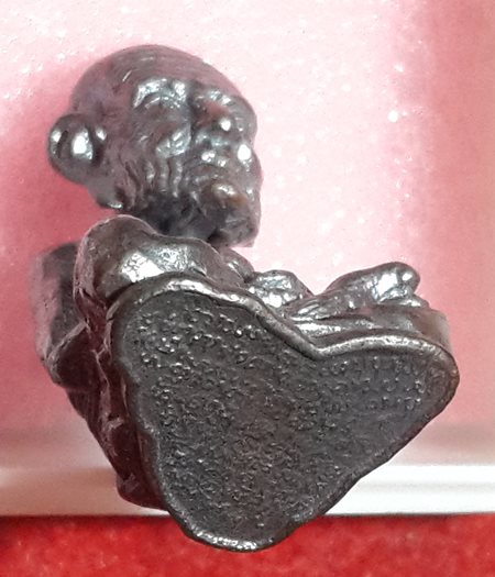 หลวงปู่ทวด อ.หม่อม นิรนาม ไตรภูมิ - อ.นวล มหายันต์ มีโค้ด นิยม 