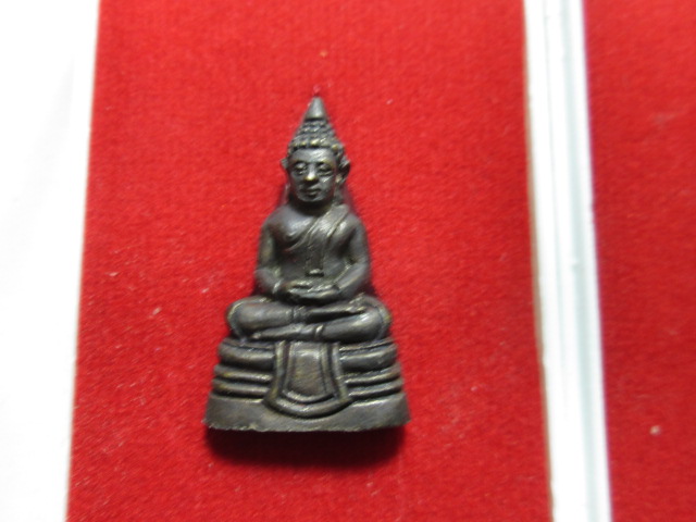 พระกริ่งหลวงพ่อโสธร ปี2543 จำนวน3องค์