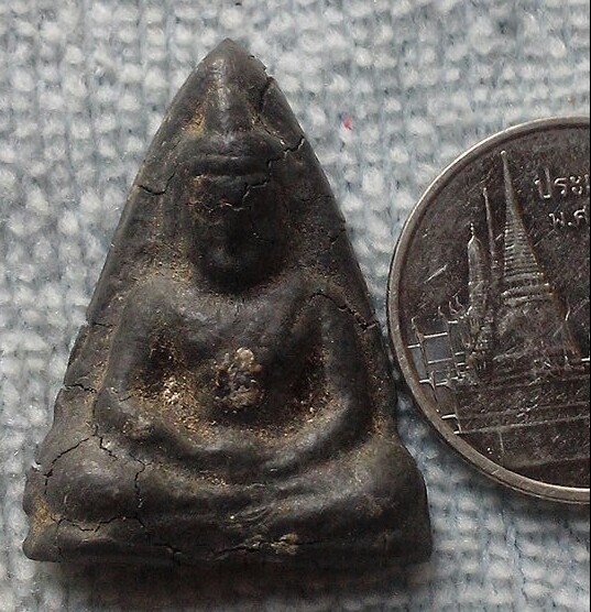 20 บาท พระร่วงนั่งเนื้อชินไม่ทราบที่