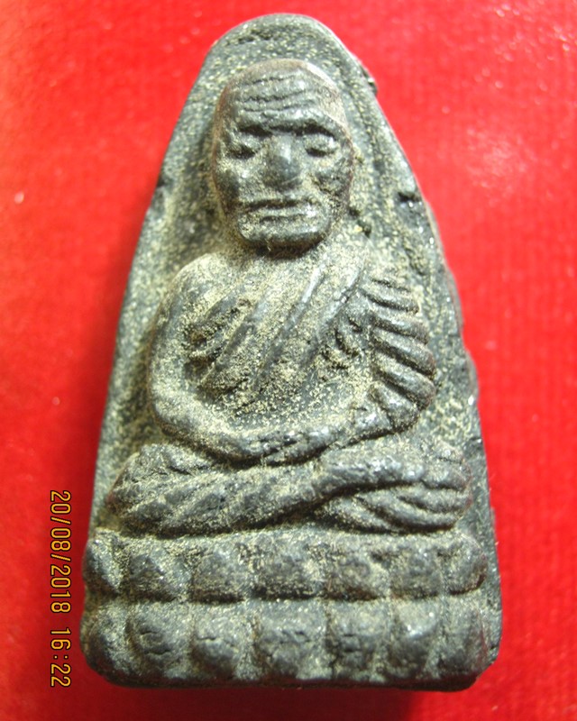 หลวงปู่ทวด วัดช้างให้