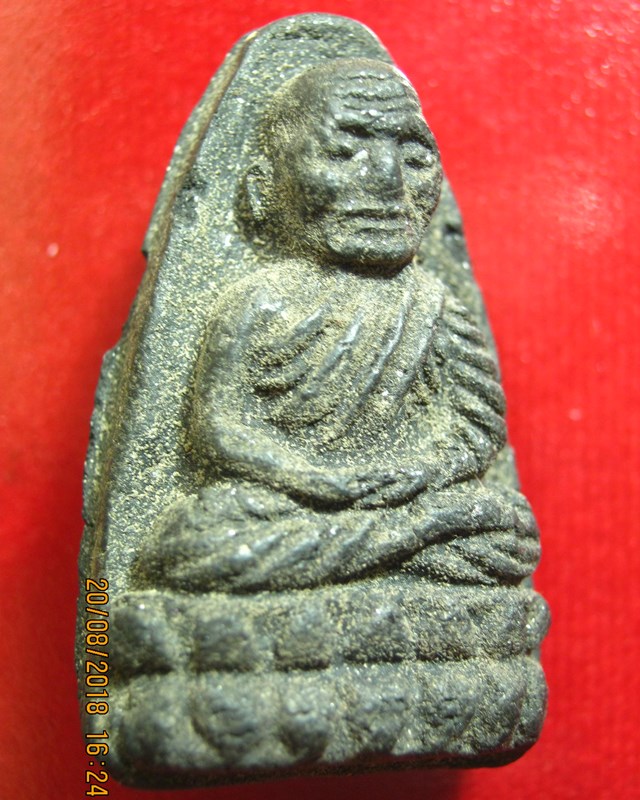 หลวงปู่ทวด วัดช้างให้