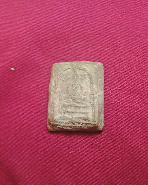 พระกรุวัดบึงพระยาสุเรนทร์พิมพ์ปกโพธิ์(กรุใหม่)