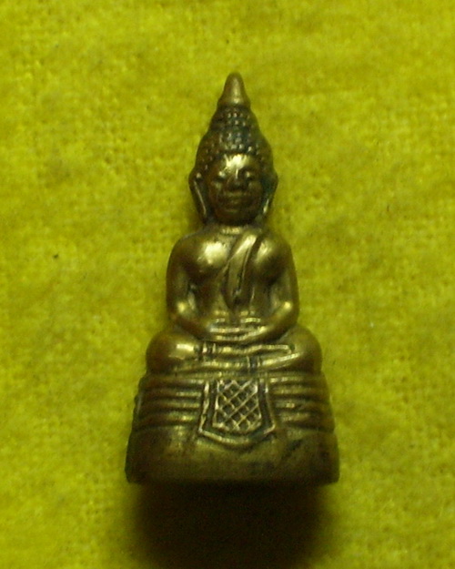 รูปหล่อลอยองค์ ลพ.โสธร ฉะเชิงเทรา