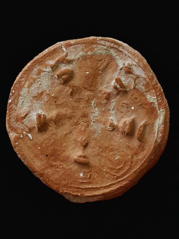 งบน้ำอ้อยกรุวัดห้วยเสือ