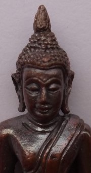 สมเด็จ วัดระฆัง รุ่น141ปี ปี56 ชุดกรรมการ (กริ่งเนื้อเหล็กน้ำพี้แก่นวะโลหะ ก้นฝังตะกรุดทอง)เคาะเดียว