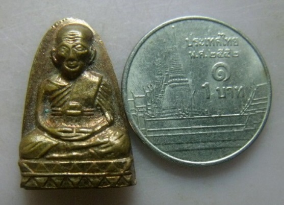 **วัดใจ**หลวงปู่ทวดหลังหนังสือ พิมพ์เล็ก วัดพังเถียะ ปี ๒๕๐๕**สวยๆ เชิญชมครับ 