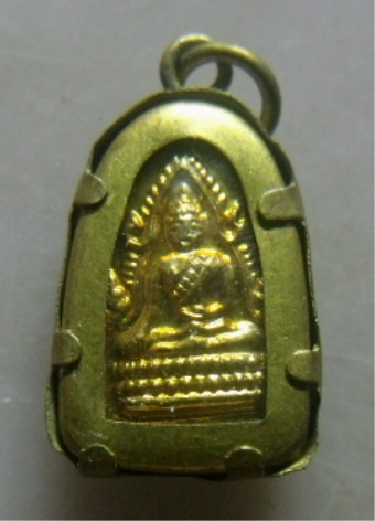**วัดใจ**หลวงปู่ทวด พิมพ์เล็บมือ หลังพระพุทธชินราช ร้านทองจัดสร้างถวายปี ๒๕๐๘**สวยๆ เลี่ยมเก่าเดิมๆ 