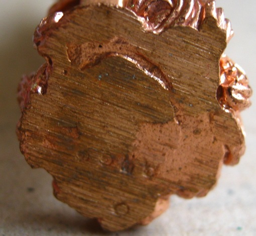 พระสีวลีชนวนขุมทรัพย์ หลวงพ่อชำนาญ วัดบางกุฎีทอง ปทุมฯ ปี2554เนื้อทองชมพู สร้าง3999องค์ เลข1126+กล่อ