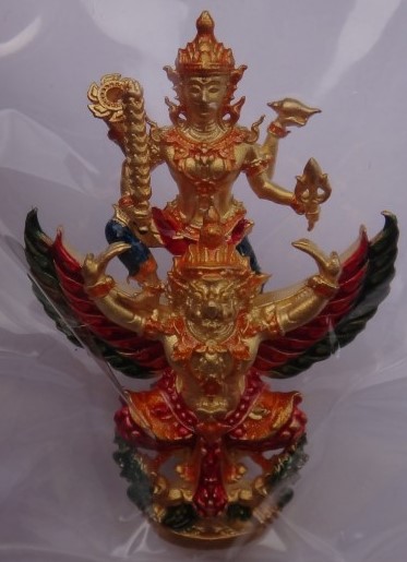 พระนารายณ์ทรงครุฑ รุ่นแรก หลวงพ่อสิน วัดละหารใหญ่ เนื้อกะไหล่ทองลงยาเคาะเดียว