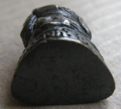 รูปเหมือนลอยองค์ 5รอบ หลวงพ่อสาคร วัดหนองกรับ จ ระยอง รุ่นชินบัญชร ปี40เนื้อทองเหลืองรมดำ โค้ดเลข 5