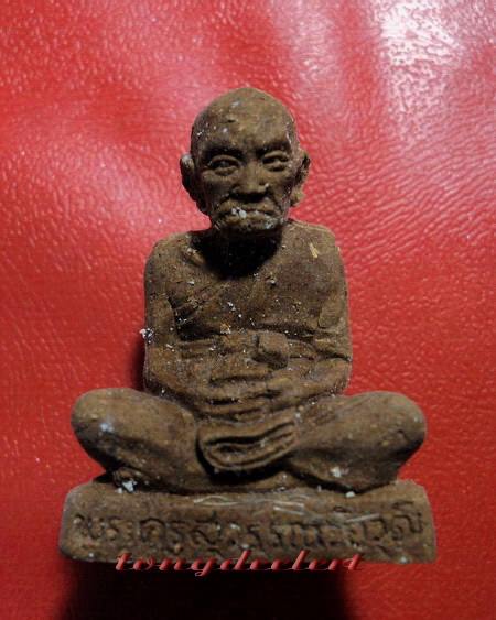 	รูปเหมือนลอยองค์เนื้อชานหมากผสมว่าน 108 หลวงปู่ทอง วัดสามปลื้ม มีเส้นเกศา สวยมากค่ะ