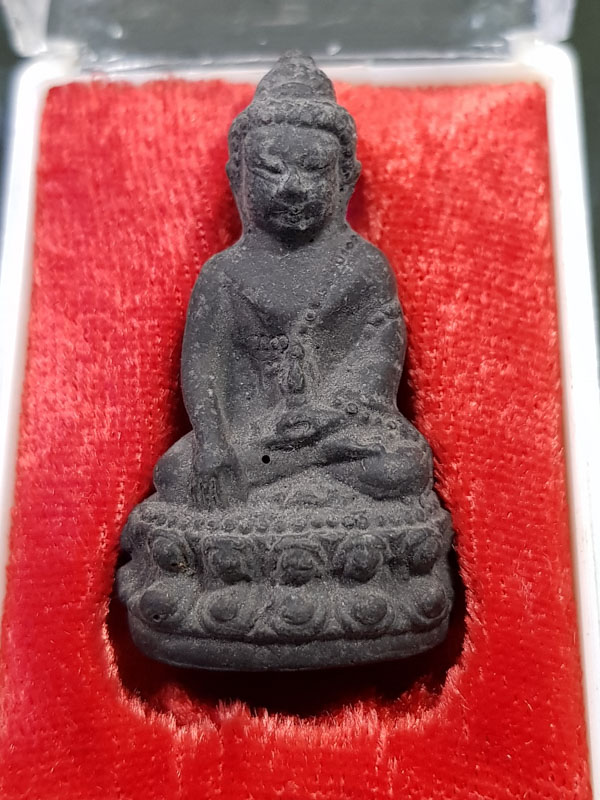 พระกริ่งยอดธงผงพรายกุมาร (รุ่นแรก) ครบรอบ 122ปี พร้อมกล่องเดิม เคาะเดียวแดงครับ