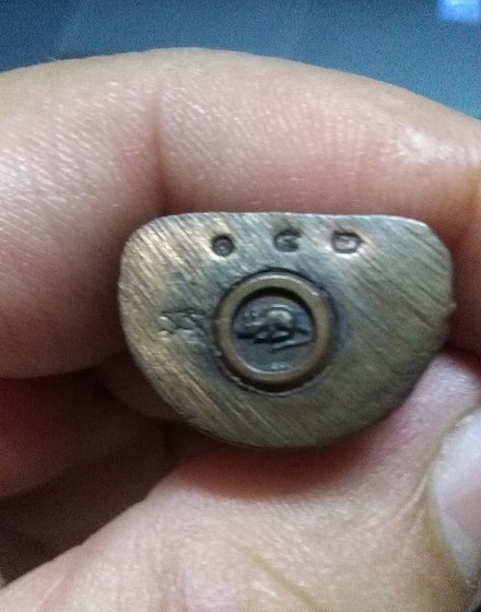 พระกริ่ง อวโลกิเตศวร หลวงพ่อเกษม เขมโก ก้นหนู ปี2536เคาะเดียว