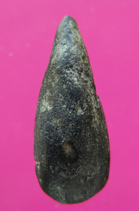 พระกำแพง เม็ดมะเคล็ด องค์ที่ 2