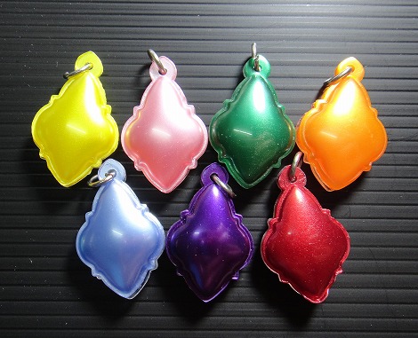 พระประจำวัน หลวงปู่ทิม ปี พ.ศ.2517 ที่ระลึกเนื่องในงานผูกพัทธสีมาฝังลูกนิมิตร พระอุโบสถวัดระหารไร่ 