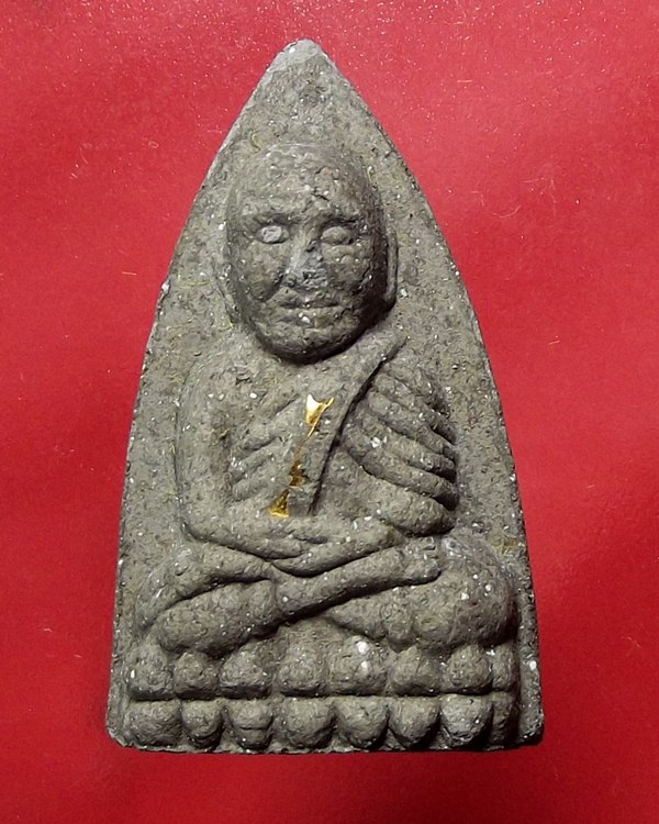 หลวงปู่ทวด รุ่นพุทธกุญชร ตะกรุดทองคำ 3 องค์ พร้อมกล่อง