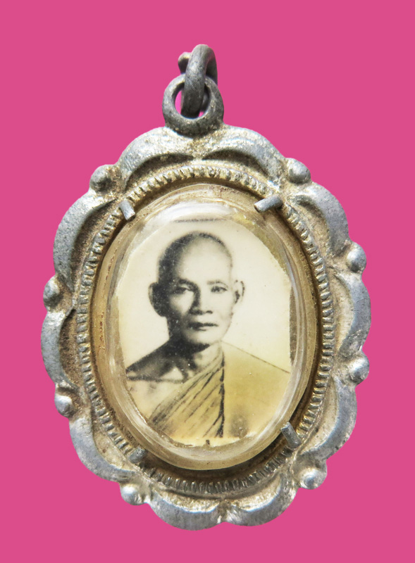 ล๊อคเก็ต รูปถ่าย หลวงพ่อขอม วัดไผ่โรงวัว สุพรรณบุรี