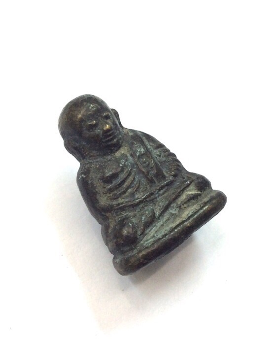 หลวงพ่อเงิน รุ่นฟ้าคำรณ วัดคงคาราม จ.พิจิตร ปี34 พิมพ์ใหญ่ เนื้อโลหะเก่า กล่องเดิม