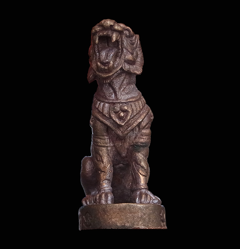 เสือมหาอำนาจ อุดผงพรายกุมาร เนื้อทองแดง ปี54 หลวงพ่อสาคร วัดหนองกรับ กล่องเดิม