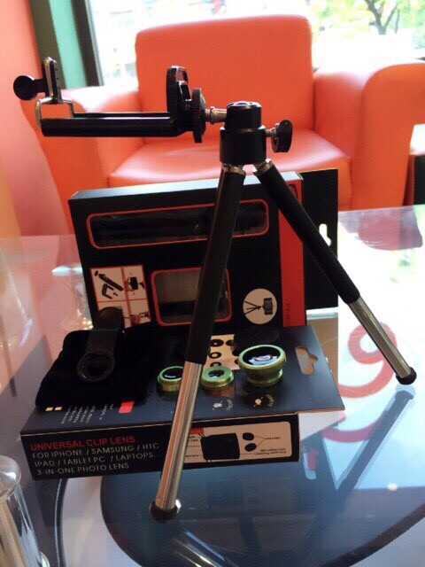 แพ็คคู่สุดประหยัด เลนส์กล้อง3in1 Universal clip Lensสีดำขอบชมพูเข้ม+Feng Yuan Fy-3030ขาตั้งแบบพกพาสี