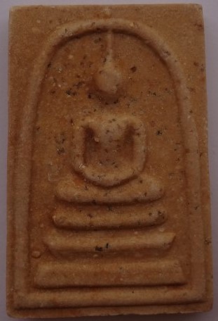 สมเด็จบางขุนพรหม รุ่น "อมตมหามงคล" พิมพ์ใหญ่ B พิเศษโรยผงเก่ า 2องค์ เคาะเดียว650