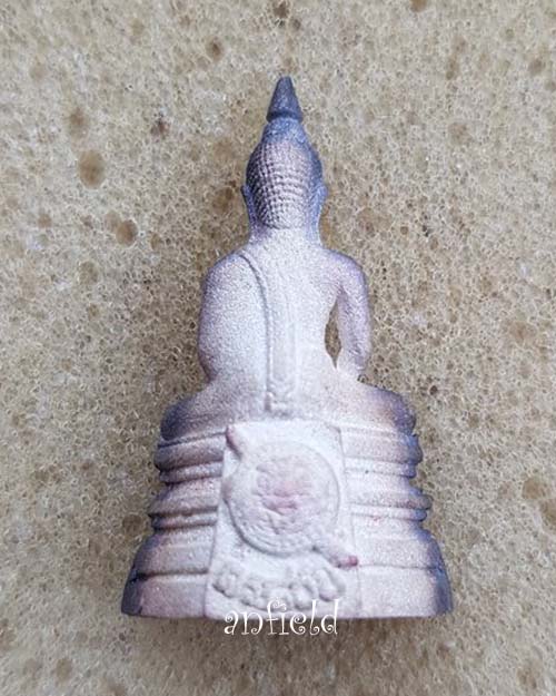 พระหลวงพ่อโสธร 80 ปี กรมตำรวจ เนื้อเงินพ่นทราย สภาพสวยเดิมครับ