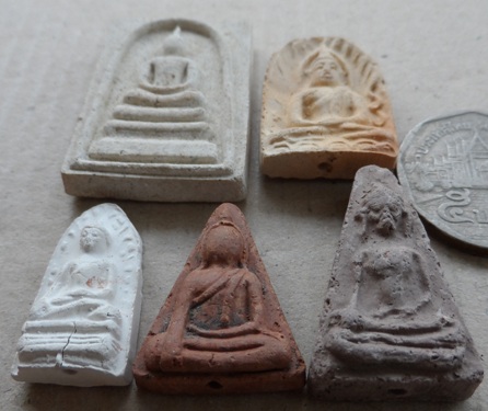 5องค์ พระชุดเบญจบารมี หลวงพ่อเกษม เขมโก สำนักสุสานไตรลักษณ์ จ ลำปาง ปี2536 พร้อมกล่องเดิม