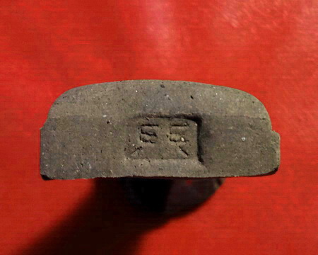 พระหลวงปู่ทวด หลวงปู่คำพันธ์ วัดธาตุมหาชัย จ.นครพนม เนื้อว่าน สวยมากค่ะ