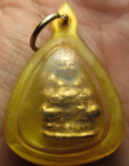 พระสังกัจจายน์เลี่ยมเก่า หลวงปู่ทิมวัดละหารไร่ เคาะเดียว 2