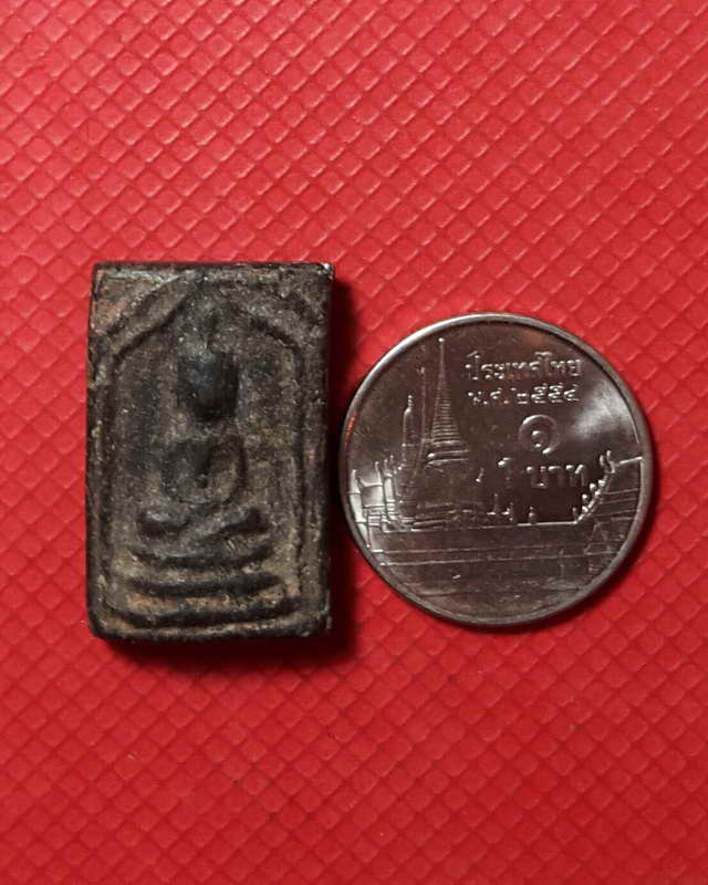 พระกรุวัดนก อ่างทอง เนื้อผง ผสมใบลาน ยุคต้นๆของหลวงปู่แก้ว พิมพ์ฐานสามชั้น