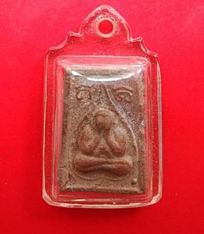 พระปิดตามหาลาภ พิมพ์เล็ก หลวงพ่อฤาษีลิงดำ ปี2518 