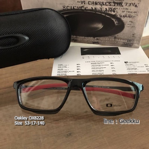  กรอบ Oakley OX8228 