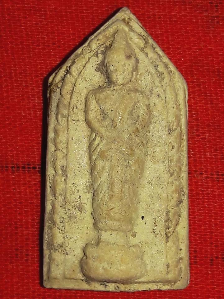 พระผงหลวงปู่ทิม วัดระหารไร่.รุ่นฝังกรุ